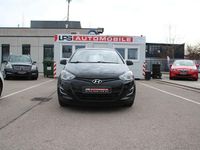 Gebraucht Hyundai i20 Edition 86 PS (63 kW) 2014 Schwarz Kleinwagen