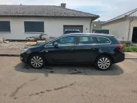 Gebraucht Opel Astra 165 PS (121 kW) 2011 Schwarz Kombi
