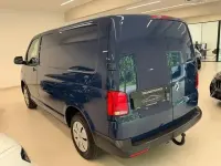 Gebraucht VW T6.1 150 PS (110 kW) 2021 Blau Van