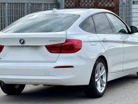 Gebraucht BMW 330 258 PS (189 kW) 2017 Weiß Limousine