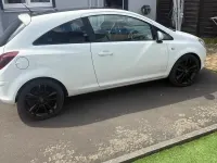 Gebraucht Opel Corsa Edition 90 PS (66 kW) 2010 Weiß Kleinwagen