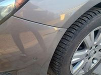 Gebraucht Mercedes B180 109 PS (80 kW) 2015 Grau Van / Kleinbus