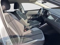 Gebraucht VW Polo Style 95 PS (69 kW) 2024 Reflexsilber metallic (metallic) Kleinwagen