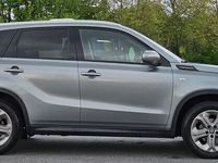 Gebraucht Suzuki Vitara Club 120 PS (88 kW) 2017 Grau SUV