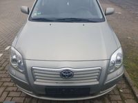 gebraucht Toyota Avensis Executive 2,2-l-D-CAT Executive