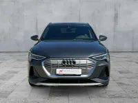 Gebraucht Audi e-tron S-Line 300 kW (408 PS) 2022 Daytonagrau perleffekt SUV