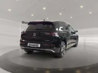 Gebraucht VW Golf VIII Style 204 PS (150 kW) 2026 Schwarz Limousine