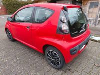 Gebraucht Citroën C1 Attraction 68 PS (50 kW) 2013 Rot Kleinwagen