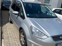 Gebraucht Ford Galaxy Trend 140 PS (102 kW) 2014 Silber Van / Kleinbus