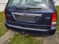 Gebraucht Ford Focus Ghia 116 PS (85 kW) 2003 Blau Kombi