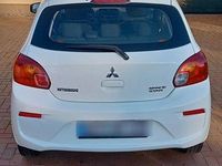 Gebraucht Mitsubishi Space Star Active 71 PS (52 kW) 2019 Weiß Kleinwagen