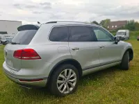 Gebraucht VW Touareg R-line 262 PS (192 kW) 2017 Silber SUV