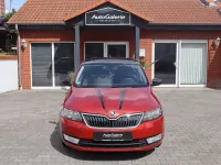 Gebraucht Skoda Rapid Elegance 105 PS (77 kW) 2015 Rot Kleinwagen