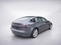 Käytetty Tesla Model 3 Standard Range 239 kW (325 HP) 2022 Valkoinen Sedan