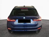 Gebraucht BMW 330 Advantage 258 PS (189 kW) 2022 Blau Kombi