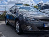 Gebraucht Opel Astra Sport 179 PS (131 kW) 2011 Grau Kombi