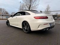 Gebraucht Mercedes E400 340 PS (250 kW) 2019 Weiß Coupé