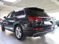 Gebraucht Audi SQ7 Sport 435 PS (319 kW) 2017 Orcaschwarz metallic SUV