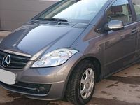 Gebraucht Mercedes A160 95 PS (69 kW) 2009 Grau Kleinwagen