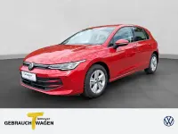 Gebraucht VW Golf VIII Life 150 PS (110 kW) 2024 Rot Limousine