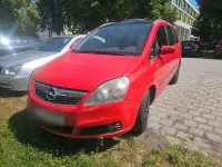Gebraucht Opel Zafira 140 PS (102 kW) 2007 Rot Van / Kleinbus