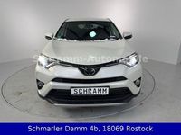 Gebraucht Toyota RAV4 Executive 143 PS (105 kW) 2015 Weiß SUV