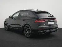 Gebraucht Audi Q8 S-Line 286 PS (210 kW) 2018 Orcaschwarz metallic SUV