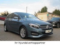 Gebraucht Mercedes B200 Style 156 PS (114 kW) 2014 Blau Van / Kleinbus