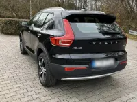 Gebraucht Volvo XC40 Momentum 163 PS (119 kW) 2021 Schwarz SUV
