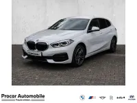 Gebraucht BMW 118 Shadowline 136 PS (100 kW) 2023 Weiß Limousine