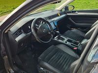 Gebraucht VW Passat Highline 150 PS (110 kW) 2015 Grau Kombi