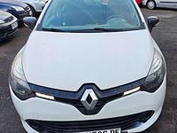 Gebraucht Renault Clio IV Life 73 PS (53 kW) 2016 Gletscherweiss Kleinwagen