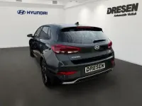 Neu Hyundai i30 Advantage 101 PS (74 kW) 2026 Grün Limousine