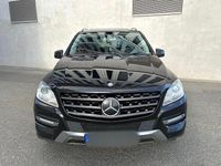 Gebraucht Mercedes ML350 258 PS (189 kW) 2012 Schwarz SUV