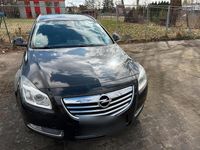 Gebraucht Opel Insignia 160 PS (117 kW) 2011 Schwarz Kombi