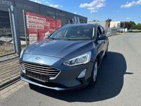 Gebraucht Ford Focus Cool & Connect 125 PS (91 kW) 2019 Blau Kombi