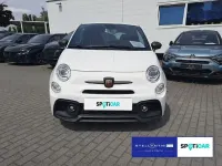 Gebraucht Abarth 695 179 PS (131 kW) 2024 Weiß Kleinwagen