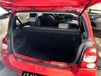 Gebraucht Renault Twingo Expression 58 PS (42 kW) 2010 Rot Kleinwagen