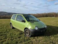 Second-hand Renault R5 58 CP (42 kW) 2002 Verde Hatchback