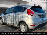 Gebraucht Ford Fiesta 95 PS (69 kW) 2015 Silber Limousine