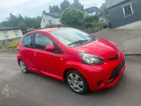 Gebraucht Toyota Aygo Cool 68 PS (50 kW) 2013 Fire red Kleinwagen