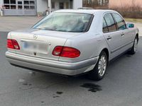 Gebraucht Mercedes E280 Elegance 204 PS (150 kW) 1997 Limousine