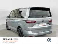 Gebraucht VW Multivan Edition 150 PS (110 kW) 2023 Blau Van / Kleinbus