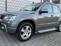 Gebraucht Suzuki Grand Vitara 129 PS (94 kW) 2009 Grau SUV