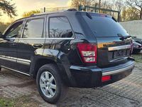 Gebraucht Jeep Grand Cherokee 218 PS (160 kW) 2006 Blackmetallic SUV