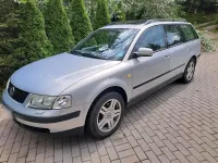 Gebraucht VW Passat 125 PS (91 kW) 1998 Grau Kombi