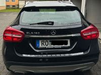 Gebraucht Mercedes GLA180 122 PS (89 kW) 2016 Schwarz SUV