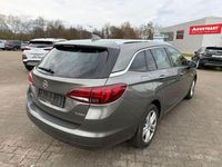 Gebraucht Opel Astra Dynamic 125 PS (91 kW) 2018 Quarz grau Kombi