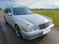 Gebraucht Mercedes E320 224 PS (164 kW) 2003 Silber Kombi