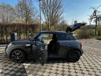 Gebraucht Mini Cooper S 192 PS (141 kW) 2019 Schwarz Kleinwagen